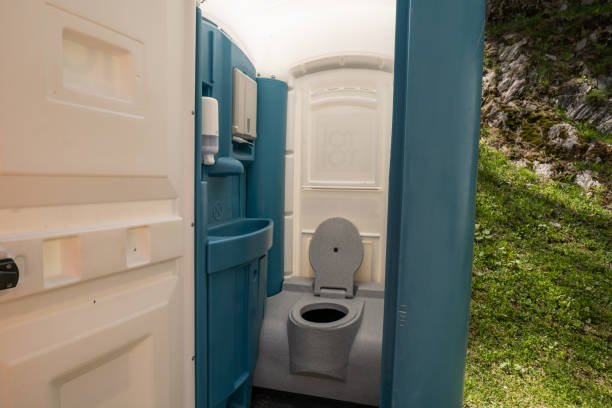 Best Portable Restroom Maintenance and Cleaning  in Mount Hermon, VA